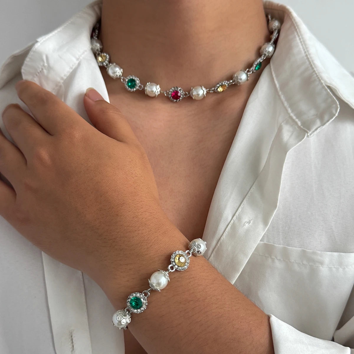 DÚO PERLAS CRISTALINAS (COLLAR + PULSERA GRATIS)